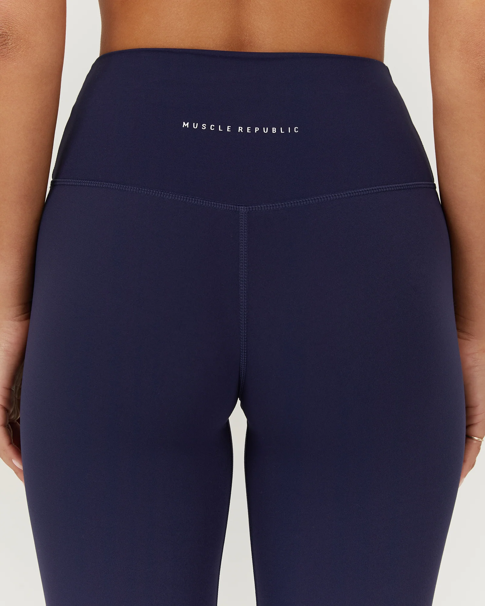 AIRE LEGGINGS 24" - INK - Image 5