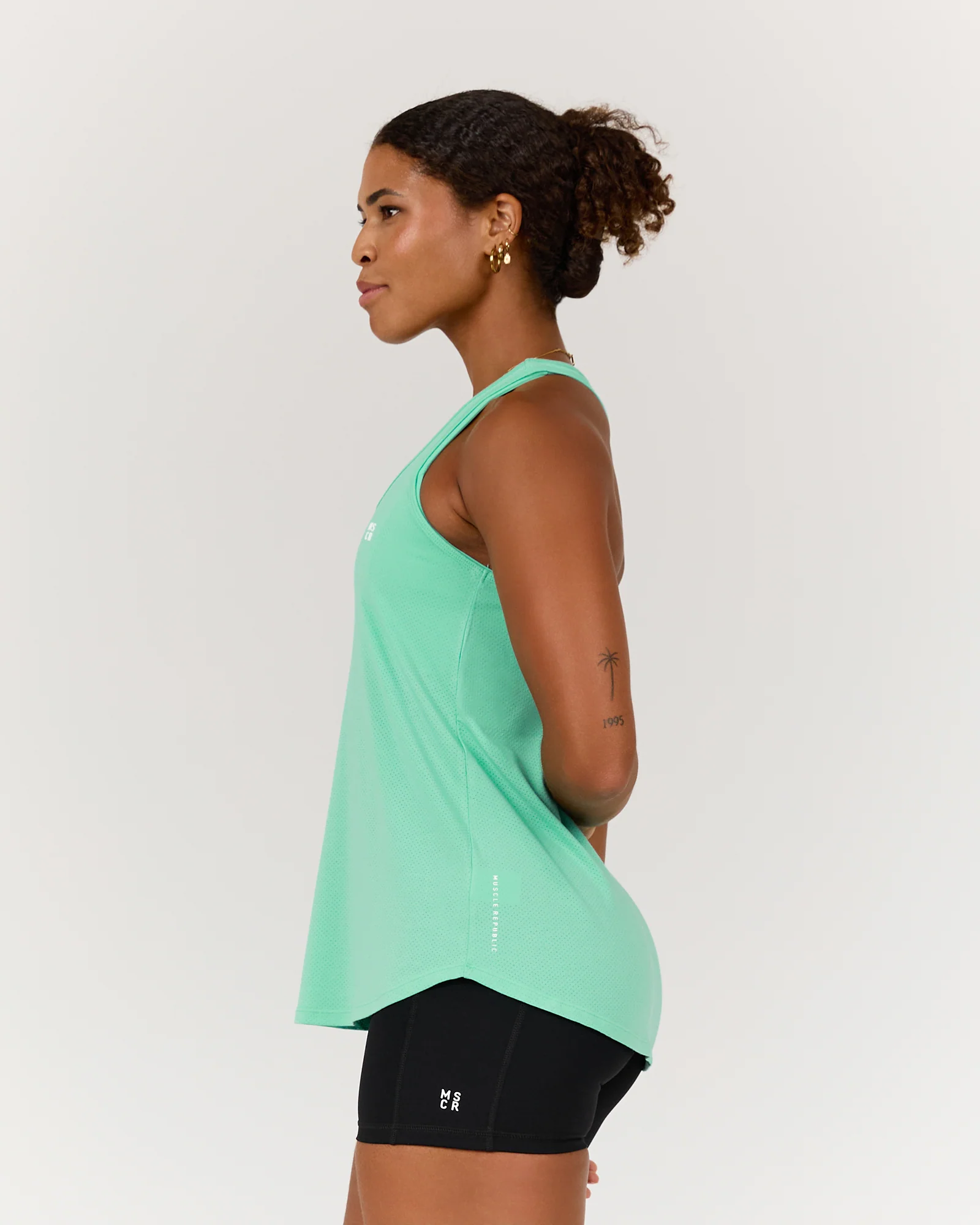 INTERVAL LONGLINE SINGLET - CYBER MINT - Image 3
