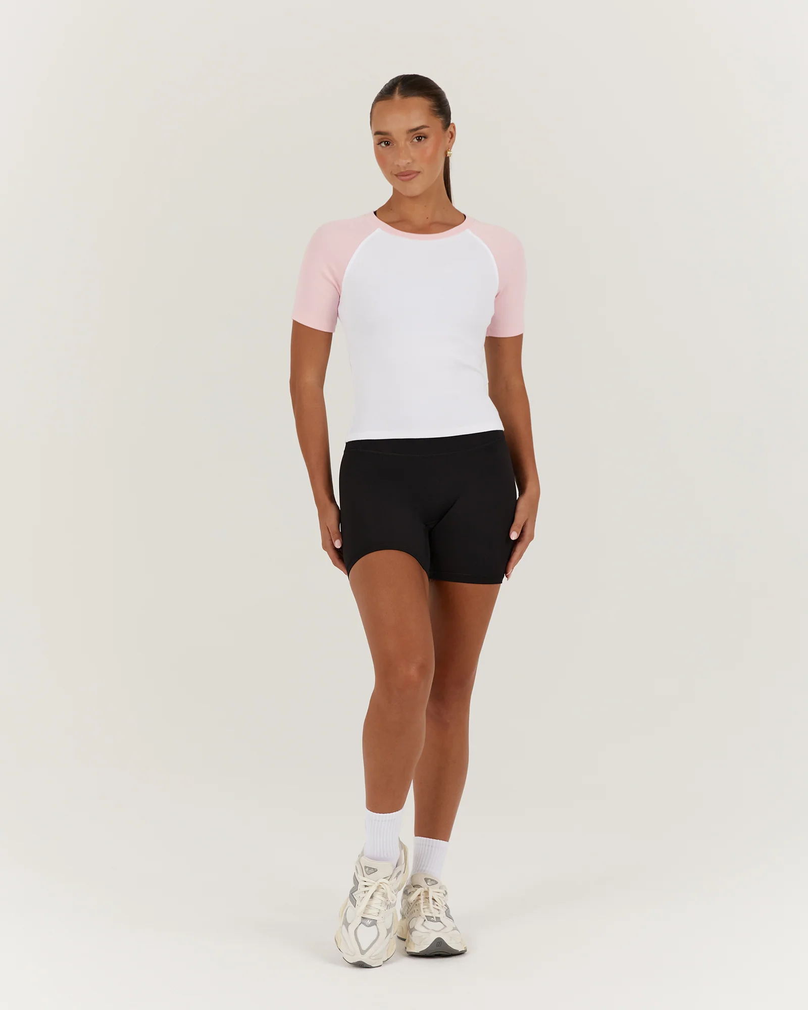 LEGACY SHORT SLEEVE TOP - WHITE PINK - Image 5