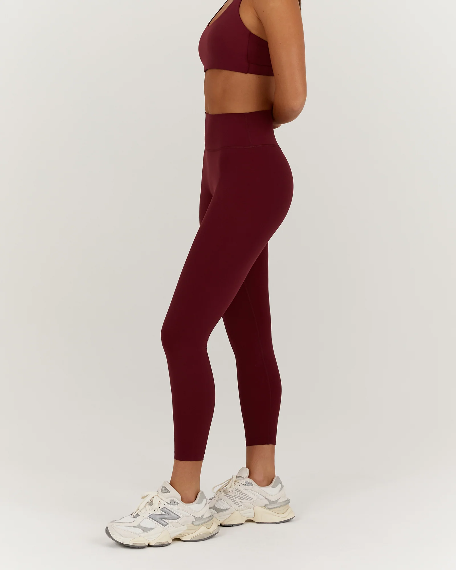 LUXE LEGGINGS 24" - BERRY - Image 3