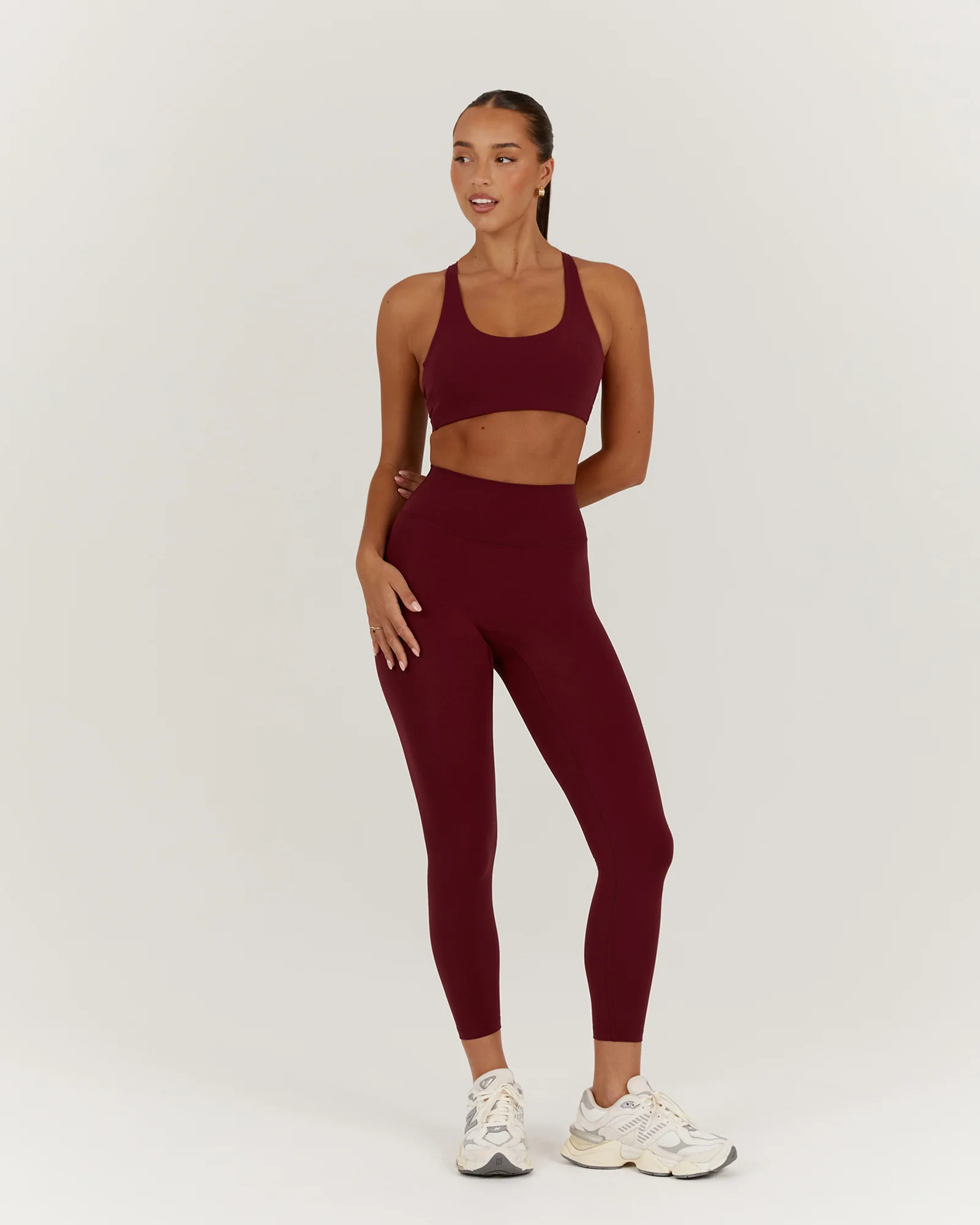 LUXE LEGGINGS 24" - BERRY - Image 4