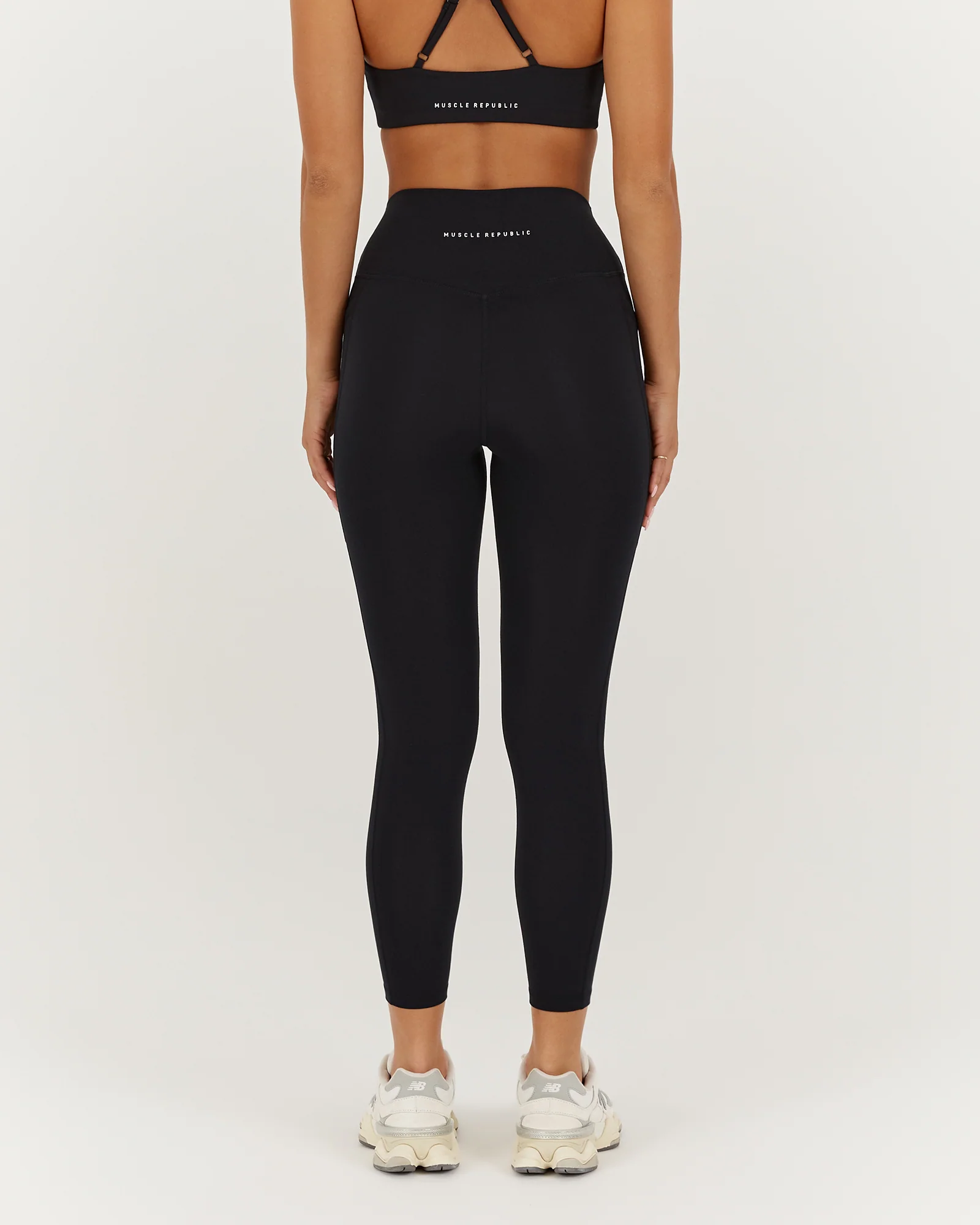 MOTION 360 POCKET LEGGINGS 24" - BLACK - Image 3