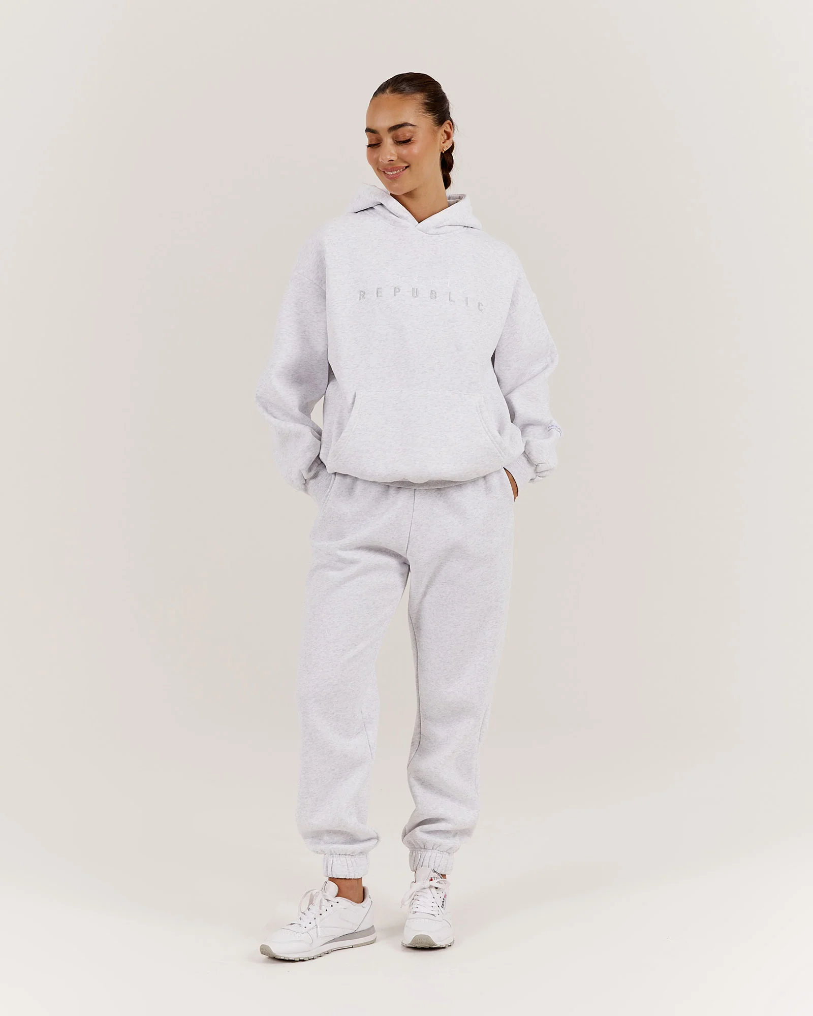 OVERSIZED HOODIE - SNOW GREY - Image 5