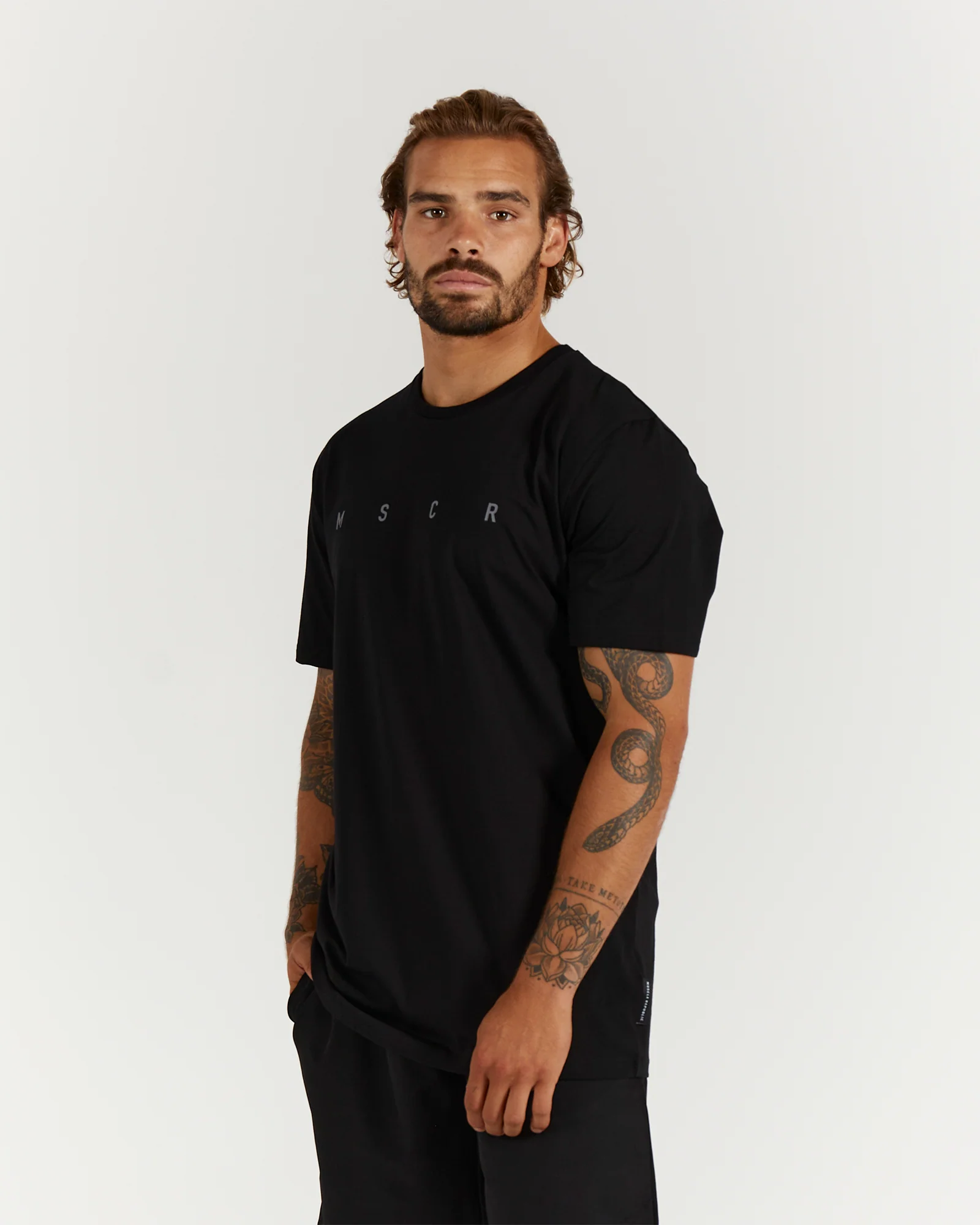 SYDNEY TEE - BLACK - Image 3