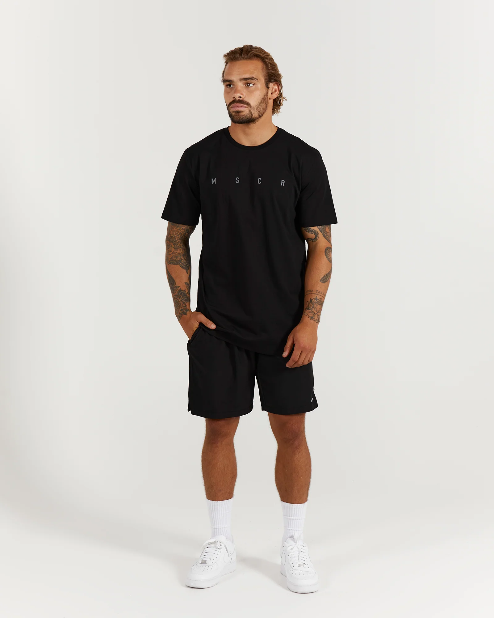 SYDNEY TEE - BLACK - Image 5