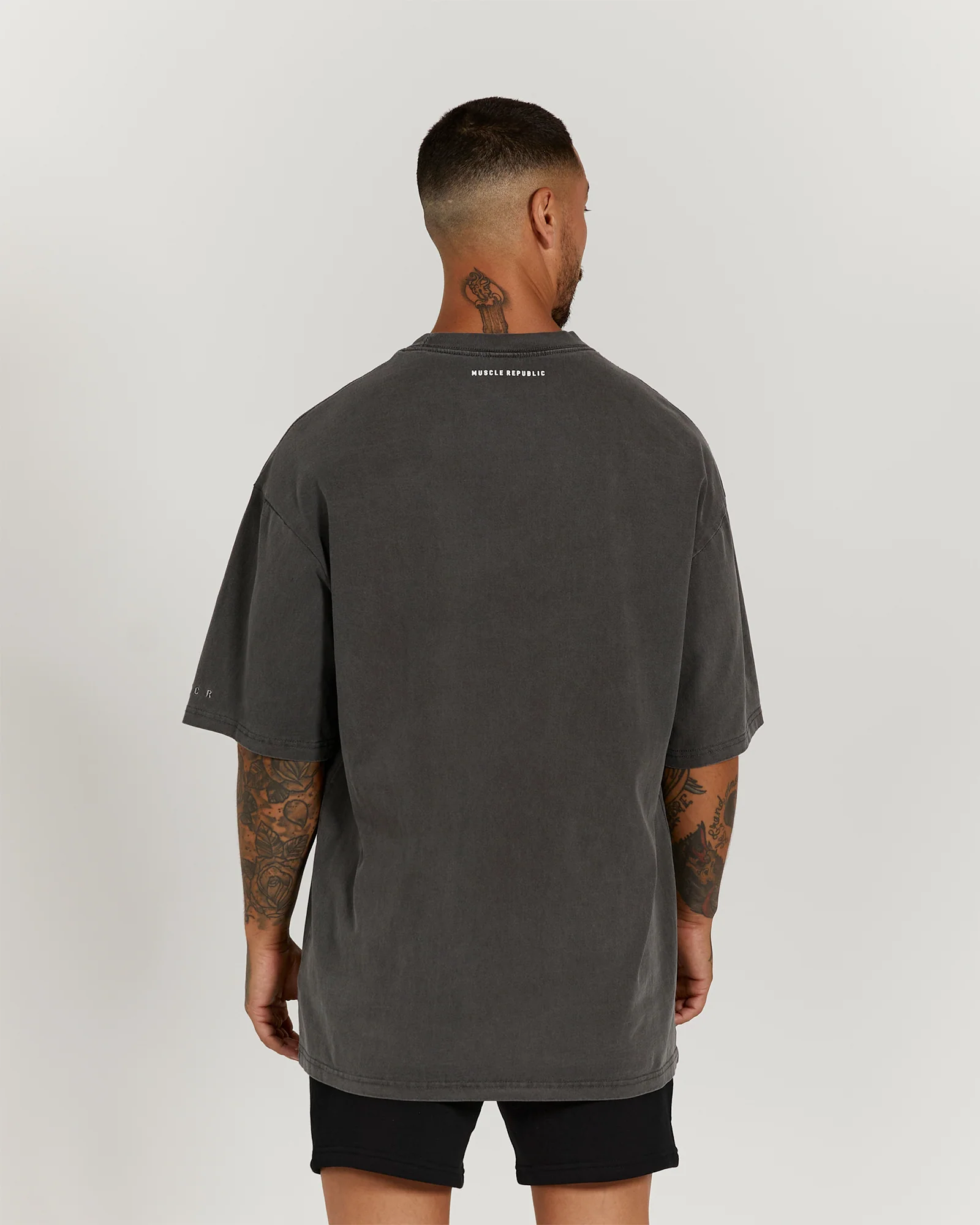 TIMELESS TEE - FADED ONYX - Image 3